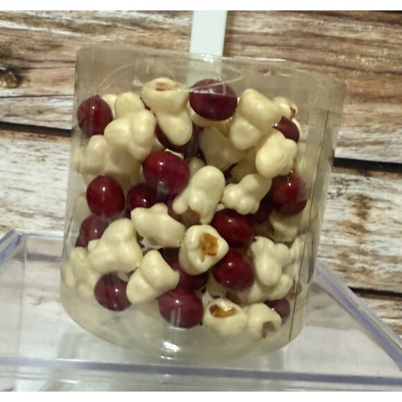 2 Vintage Popcorn Cranberry Blow Mold Christmas Garland Holiday 9’ Per Strand - Picture 4 of 7